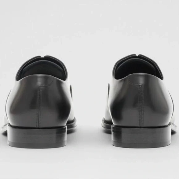 Burberry Sturges Tape Detail Leather Oxford Shoes - Picture 7 of 10